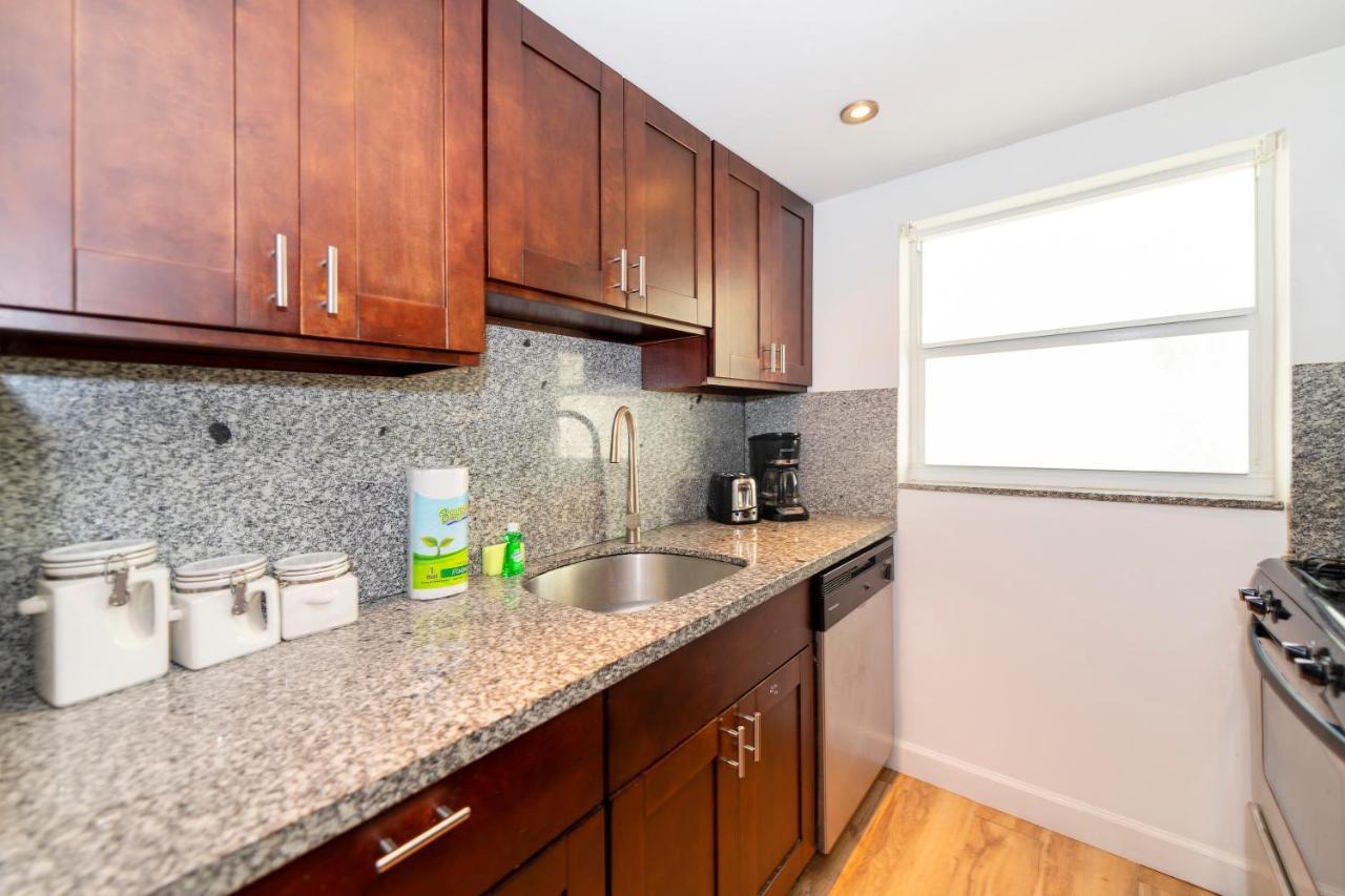 South Beach Apartments Miami Beach Bagian luar foto